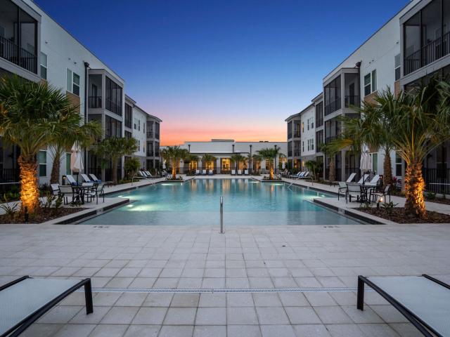 2 BR, 2 BA Apartment 1130 Upper Manatee River Road Unit 137, Bradenton, FL 34212