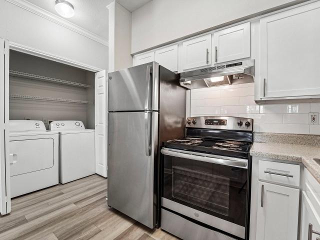 2 BR, 2 BA Apartment 11355 Richmond Ave Unit 1208, Houston, TX 77082