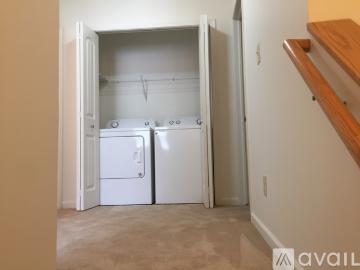 2 BR, 2 BA Apartment 1135 Ridge Creek Cir, Unit 101, Waukesha, WI 53186