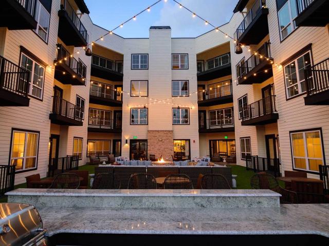 2 BR, 2 BA Apartment 1145 Chambers Rd Unit 314, Columbus, OH 43212