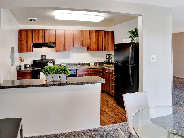 2 BR, 2 BA Apartment 1149 Donington Circle Unit 1143C D, Towson, MD 21204