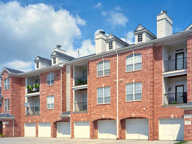 2 BR, 2 BA Apartment 11525 Decatur Plaza Unit 4704, Omaha, NE 68154