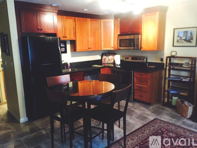 2 BR, 2 BA Apartment 115 Tramway Dr, Unit 5, Stateline, NV 89449