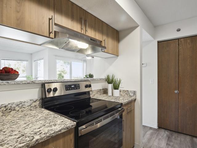 2 BR, 2 BA Apartment 11605 Wilder Drive Unit 1324, Eden Prairie, MN 55344