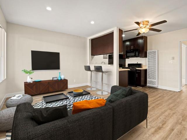 2 BR, 2 BA Apartment 11615 Riverside Drive Unit 226, North Hollywood, CA 91602