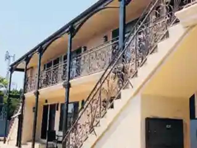 2 BR, 2 BA Apartment 11635 Idaho Ave, Los Angeles, CA 90025