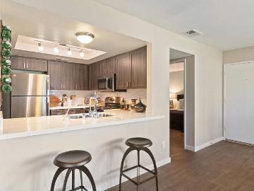 2 BR, 2 BA Apartment 1171 Baywood Dr Unit R860 204, Corona, CA 92881