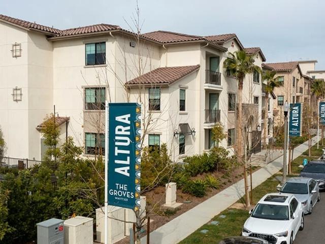 2 BR, 2 BA Apartment 11821 Skylark Circle Unit 1314, Whittier, CA 90606