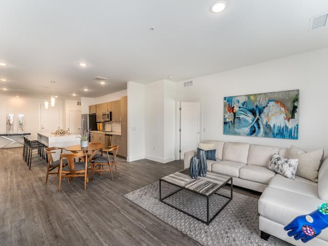 2 BR, 2 BA Apartment 1190 E Hampden Ave, Englewood, CO 80113
