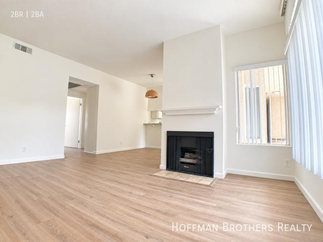 2 BR, 2 BA Apartment 11919 Culver Blvd, Los Angeles, CA 90066