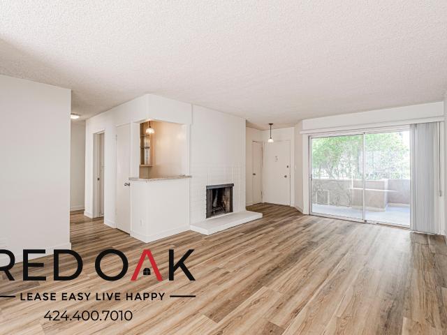2 BR, 2 BA Apartment 11924 Montana Ave, Los Angeles, CA 90049