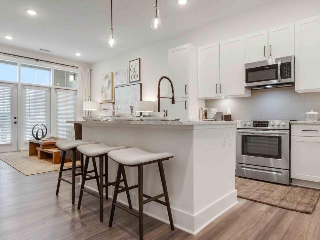 2 BR, 2 BA Apartment 11936 North Community House Road Unit 2126, Charlotte, NC 28277