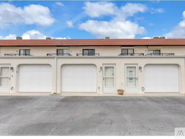 2 BR, 2 BA Apartment 11 Dondanville Road, Unit 33, St. Augustine, FL 32080