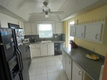 2 BR, 2 BA Apartment 1200 Hibiscus Avenue, Pompano Beach, FL 33062