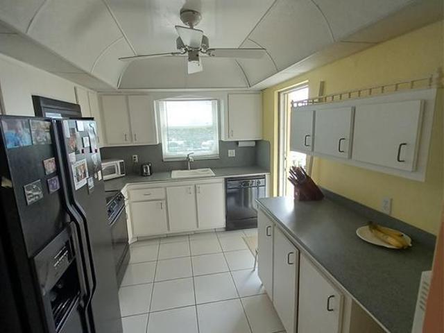 2 BR, 2 BA Apartment 1200 Hibiscus Avenue, Pompano Beach, FL 33062