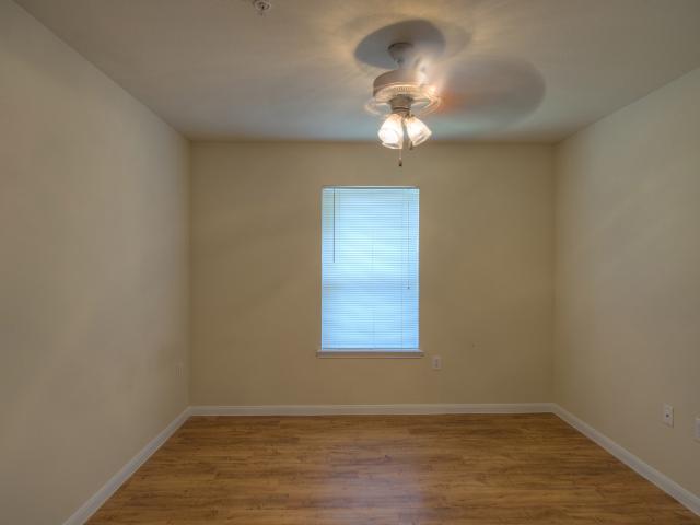 2 BR, 2 BA Apartment 1200 S Frazier St Unit 8 805, Conroe, TX 77301