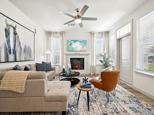 2 BR, 2 BA Apartment 1200 Southeast Parkway Unit 602, Azle, TX 76020