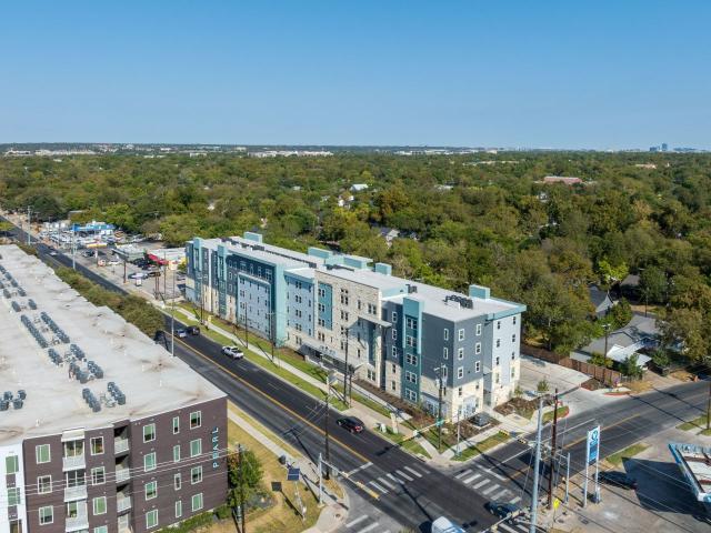 2 BR, 2 BA Apartment 1200 W Koenig Ln Unit 313, Austin, TX 78756