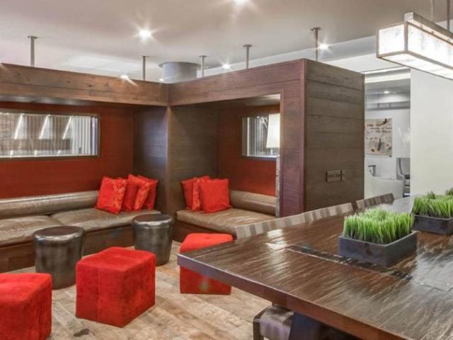 2 BR, 2 BA Apartment 1201 West Mount Royal Avenue Unit 441, Baltimore, MD 21217