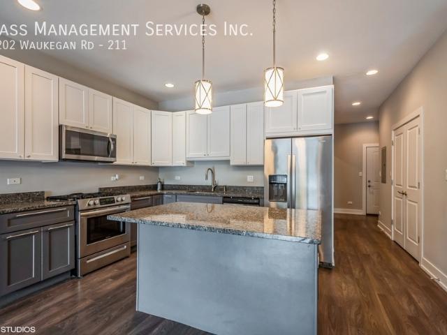 2 BR, 2 BA Apartment 1202 Waukegan Rd, Glenview, IL 60025