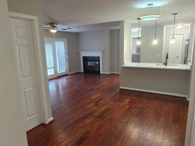 2 BR, 2 BA Apartment 12208 Eagles Nest Court, Unit C, Germantown, MD 20874