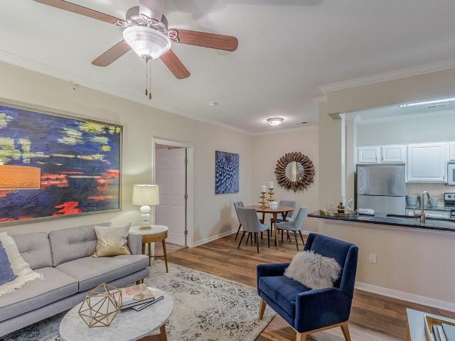 2 BR, 2 BA Apartment 1220 Indian Run Drive Unit 0138, Carrollton, TX 75010