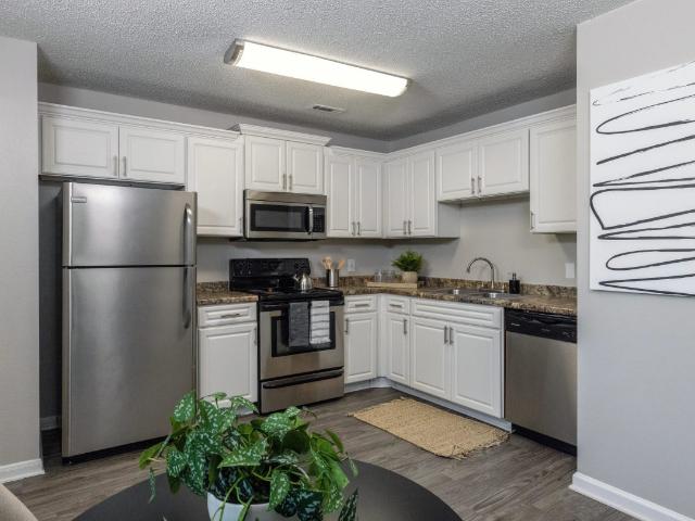 2 BR, 2 BA Apartment 1220 Meredith Drive Unit 2 210, Columbia, SC 29212