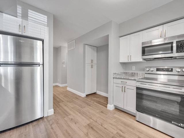 2 BR, 2 BA Apartment 1229 Pericles Pl Unit 1203OL 2, Whitehall, PA 18052
