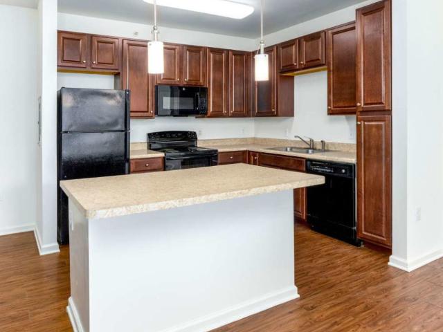 2 BR, 2 BA Apartment 12330 Vivian Adams Drive Unit 1306, Waldorf, MD 20601