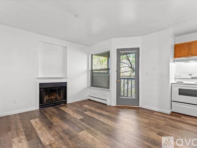 2 BR, 2 BA Apartment 1245 Elder Ave, Unit 15, Boulder, CO 80304