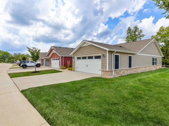 2 BR, 2 BA Apartment 1248 A Dewberry Lane Unit 1258A, Loveland, OH 45140