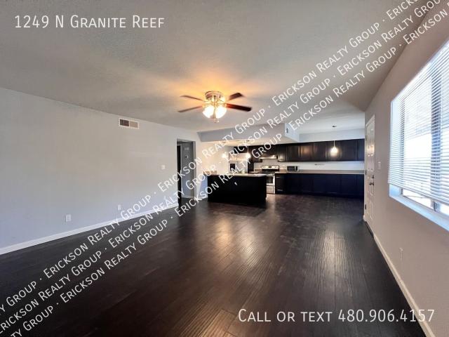 2 BR, 2 BA Apartment 1249 N Granite Reef, Scottsdale, AZ 85257