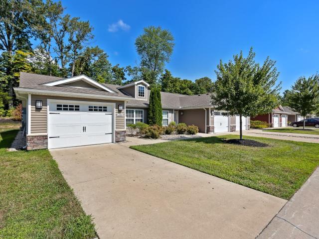 2 BR, 2 BA Apartment 1252 Redleaf Dr Unit 1326, Batavia, OH 45103