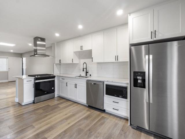 2 BR, 2 BA Apartment 125 16th Street Unit 5, Huntington Beach, CA 92648