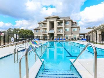 2 BR, 2 BA Apartment 12639 South Hausman Road Unit 04 4103, San Antonio, TX 78249