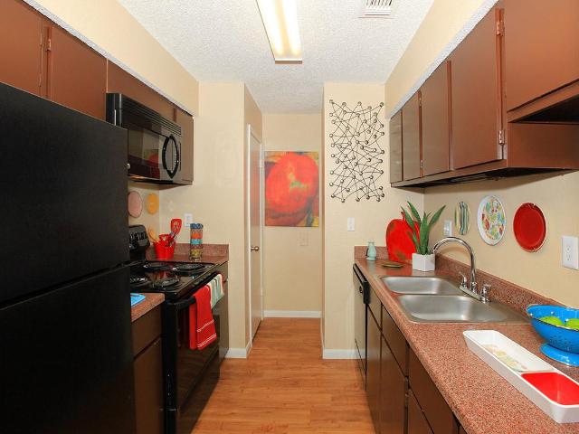 2 BR, 2 BA Apartment 12660 Uhr Ln Unit 08 0808, San Antonio, TX 78217