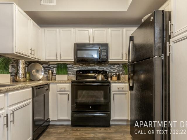 2 BR, 2 BA Apartment 12661 Kuykendahl RdÂ, Houston, TX 77090