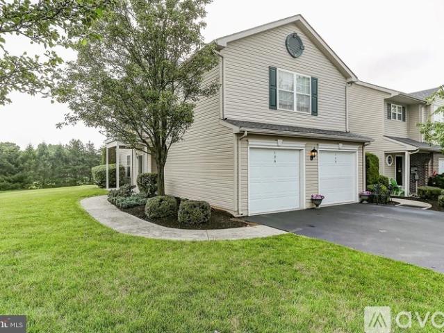 2 BR, 2 BA Apartment 126 Sparrow Road, Unit 1, Hummelstown, PA 17036