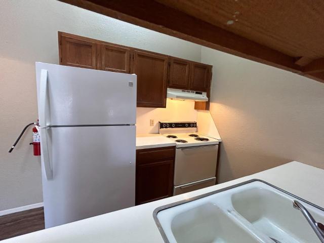 2 BR, 2 BA Apartment 129 Troy Ave, LUBBOCK, TX 79416