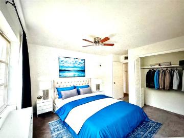 2 BR, 2 BA Apartment 12 Northeast 19th Court, Wilton Manors, FL 33305