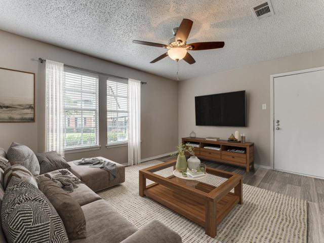 2 BR, 2 BA Apartment 1300 North 45th Street Unit 1723, Corsicana, TX 75110