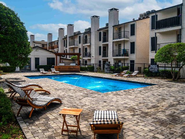 2 BR, 2 BA Apartment 13015 Audelia Road Unit 12156, Dallas, TX 75243