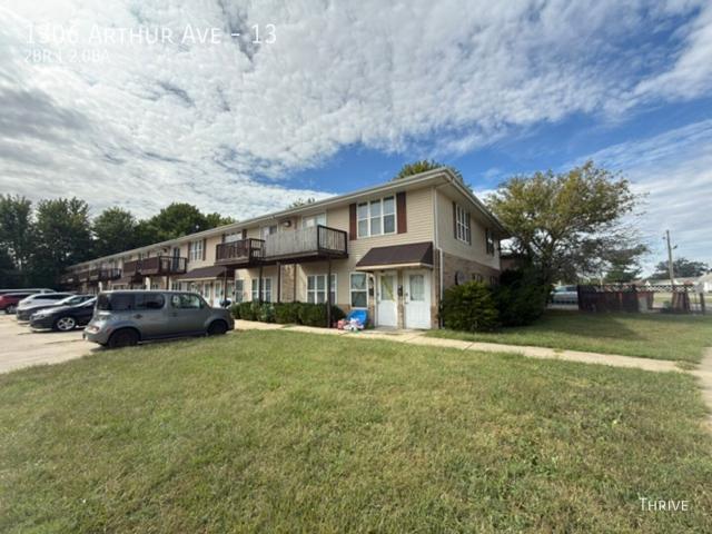 2 BR, 2 BA Apartment 1306 Arthur Ave, Charleston, IL 61920