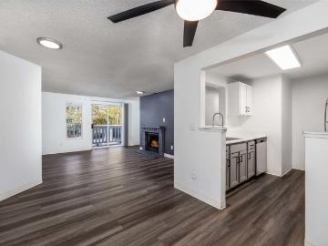 2 BR, 2 BA Apartment 130 Southwest 112th Street Unit B207, Seattle, WA 98146