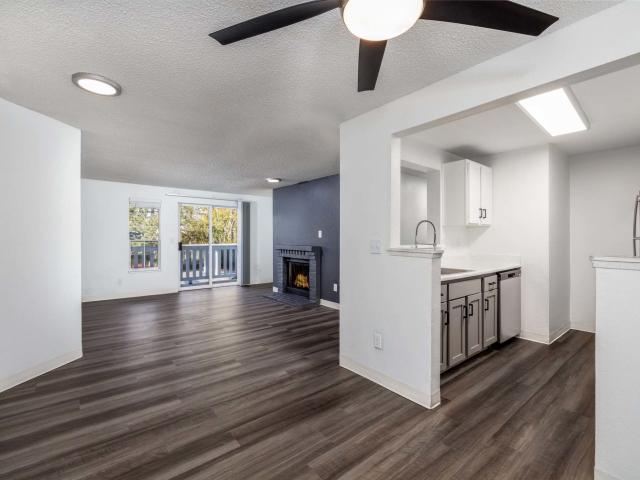 2 BR, 2 BA Apartment 130 Southwest 112th Street Unit B207, Seattle, WA 98146