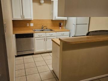 2 BR, 2 BA Apartment 1312 Bagby Avenue Unit A, Waco, TX 76706