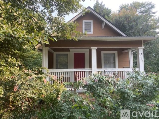 2 BR, 2 BA Apartment 1317 Arkwright PL, Atlanta, GA 30317
