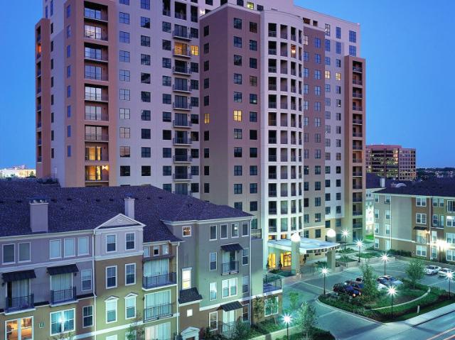 2 BR, 2 BA Apartment 13330 Noel Rd Unit 1428, Dallas, TX 75240