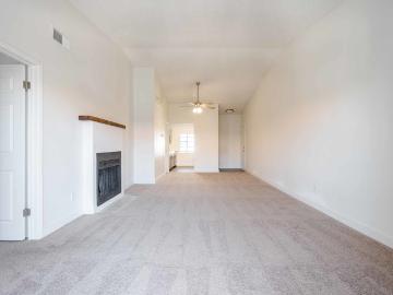 2 BR, 2 BA Apartment 13421 North 43rd Avenue Unit 2024, Phoenix, AZ 85029