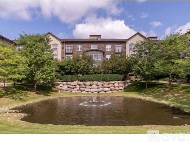 2 BR, 2 BA Apartment 13580 Technology Drive, Unit 3220, Eden Prairie, MN 55344